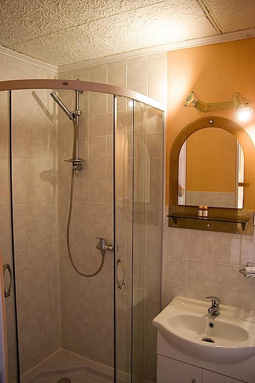 Hotel-Penzion Johanka Haj  Екстер'єр фото